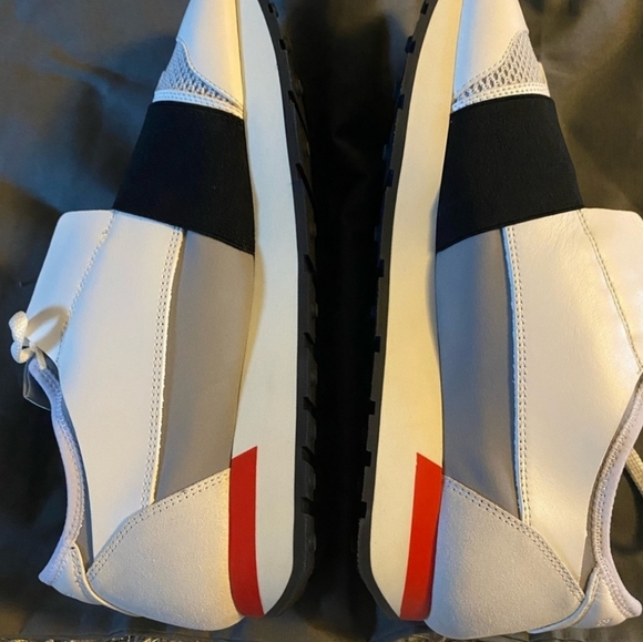 Balenciaga Race Runner Sneaker - Picture 3 of 7